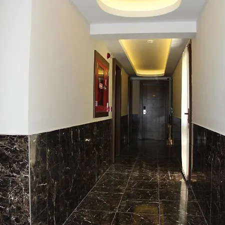 Otel Yuvarlakcay Cinar Butik Köyceğiz